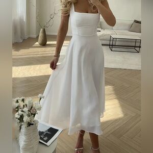 Commense White Sleeveless Square Neck Midi Dress